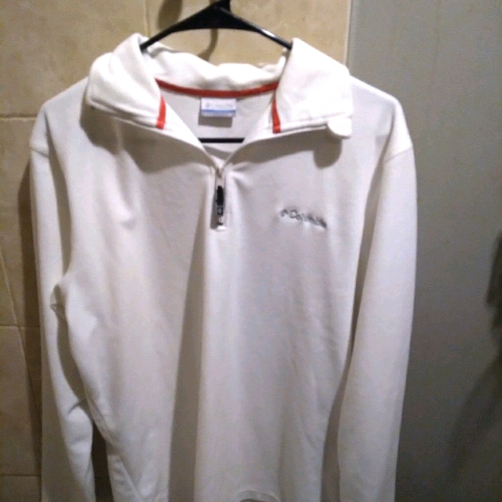 Columbia women's long sleeve shirt